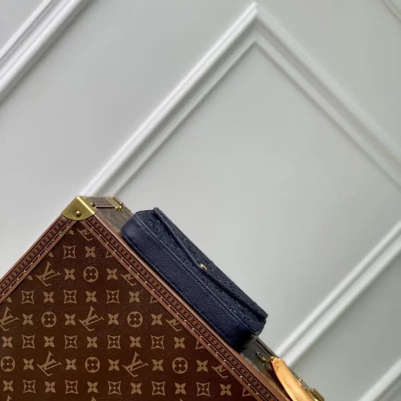 M83589 21x12x3cm High Quality Bags - Image 4