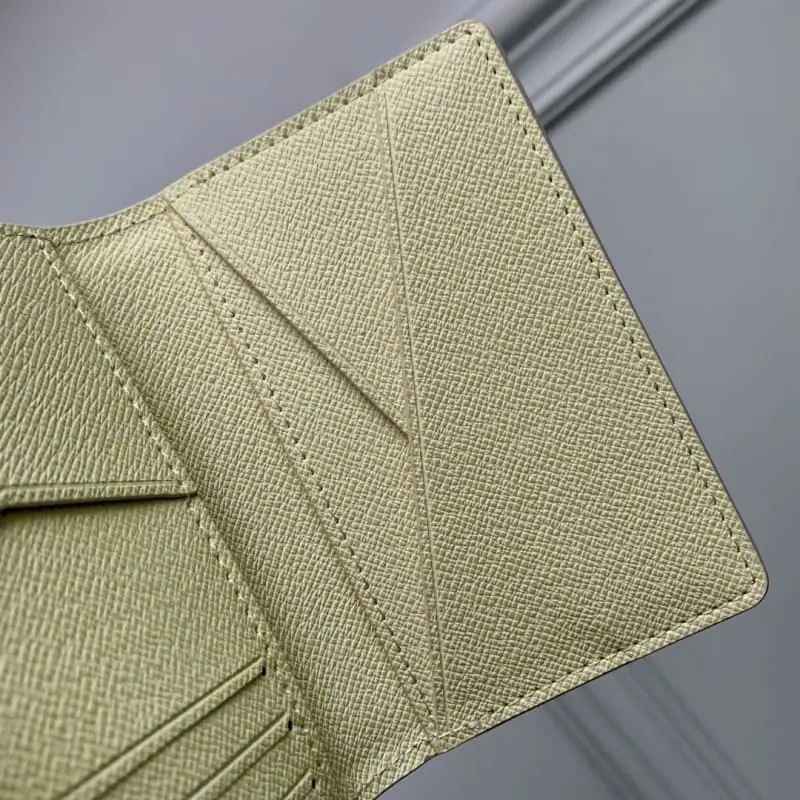 M83336 White 7.5x11.1x1cm High Quality Bags - Image 3