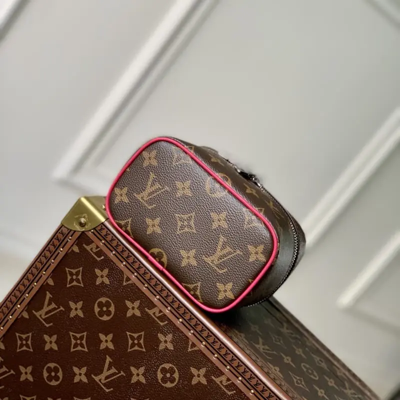 M44936 Rose Red 14X10.2X8.5cm High Quality Bags - Image 4