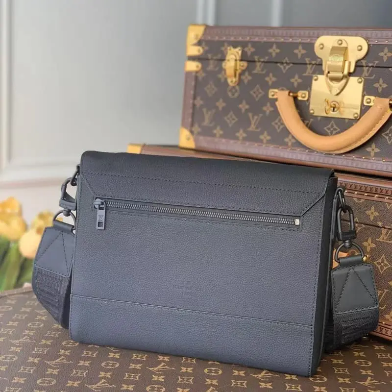 M57080 30.5x24x10cm High Quality Bags - Image 3