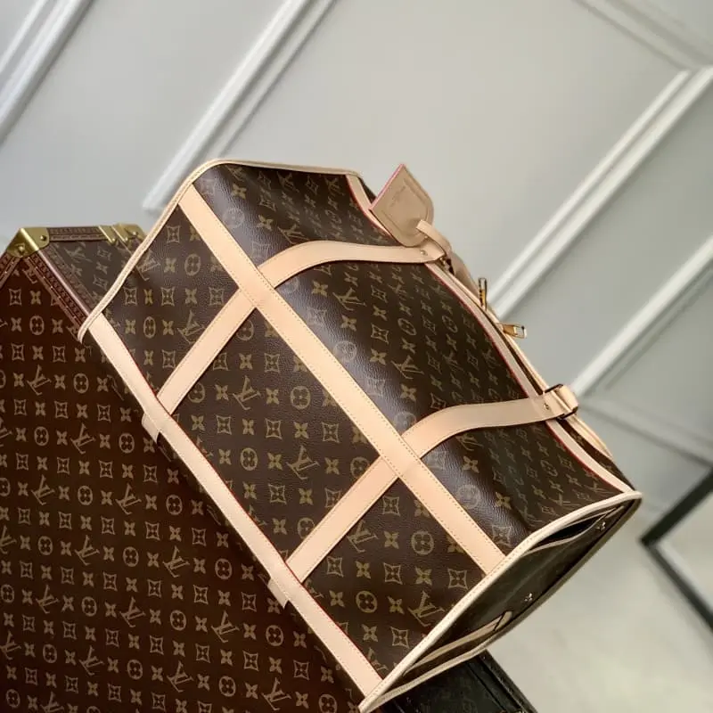 M45662 44x32x23cm High Quality Bags - Image 4