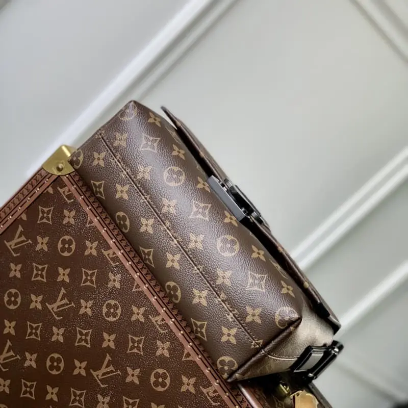 M46794 S1 28x16x10cm High Quality Bags - Image 4