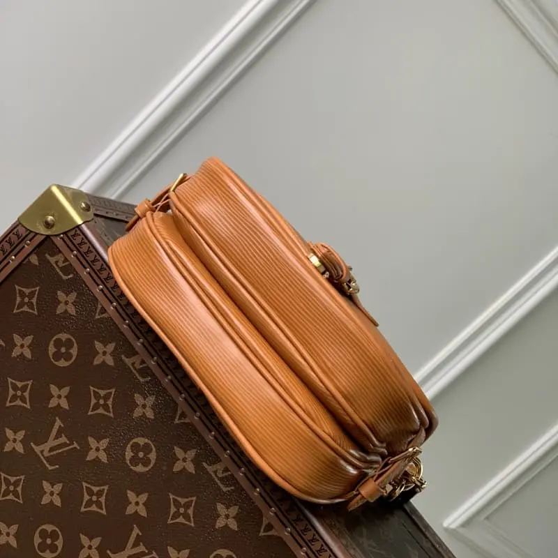 M23471 Caramel 20x16x7.5cm High Quality Bags - Image 4