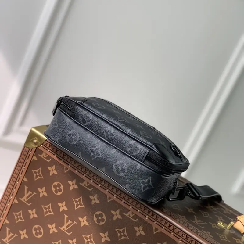 M82542 11x18.5x6.5cm High Quality Bags - Image 4