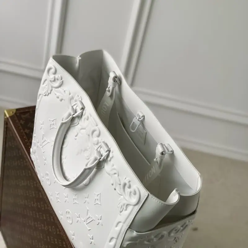 M21841 White 44x33x18cm High Quality Bags - Image 4