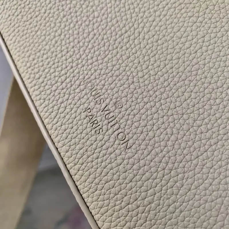 M22611 Grey 23.5x18x7cm High Quality Bags - Image 4