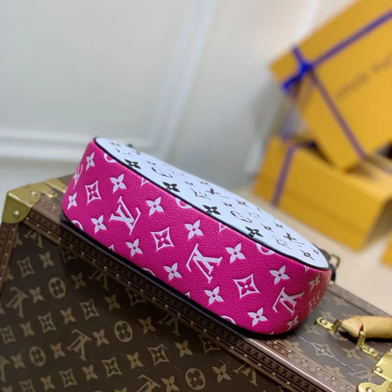 M46091 22x14x9cm High Quality Bags - Image 4