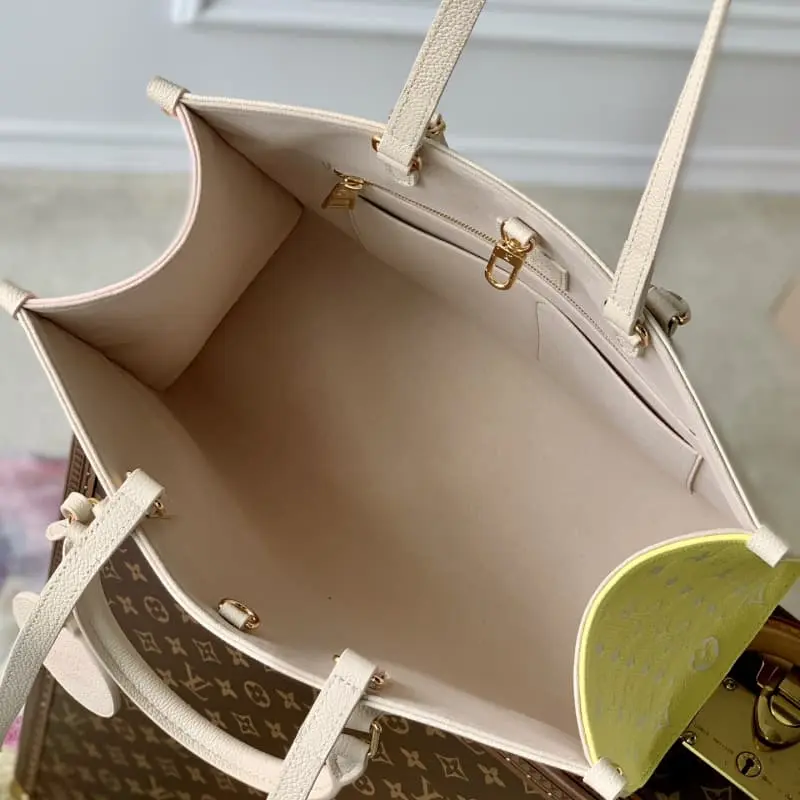 M46128 35x27x14cm High Quality Bags - Image 4