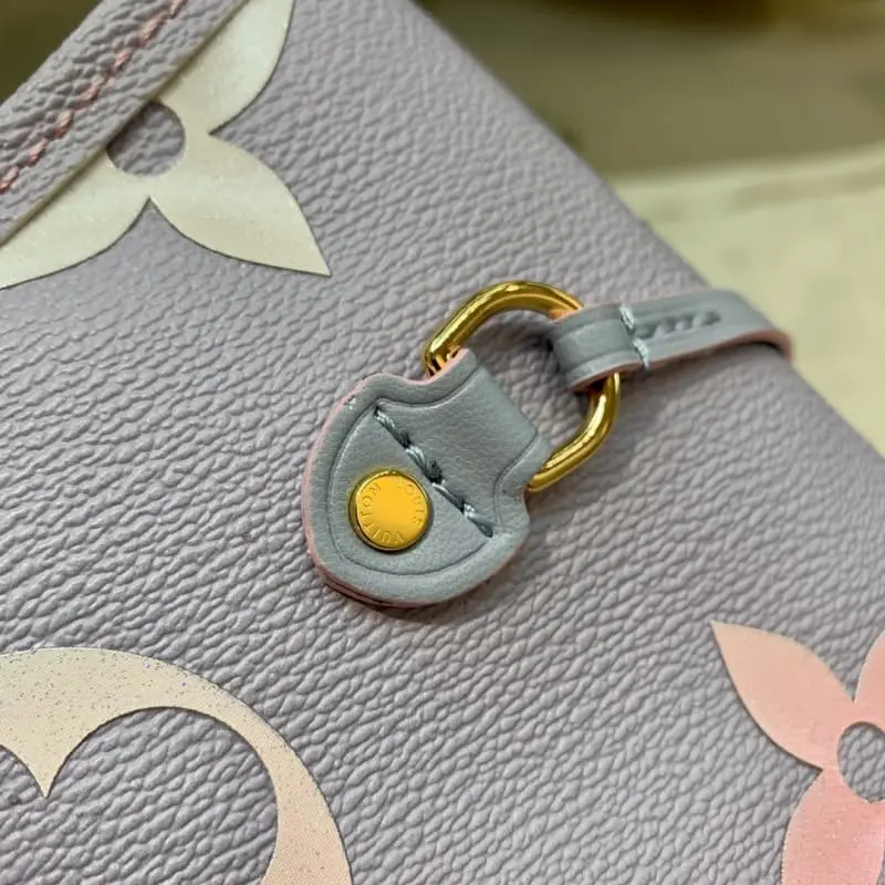 M20511 31x28x14cm High Quality Bags - Image 4