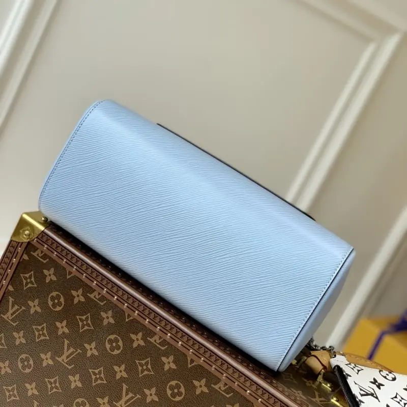 M59953 S1 30x21x13cm High Quality Bags - Image 4