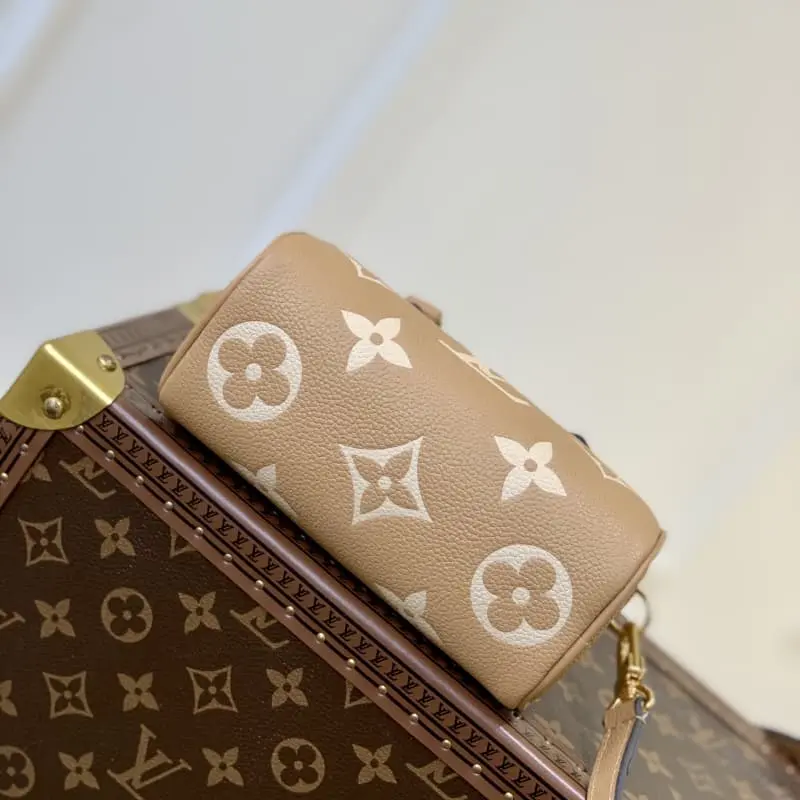 M81625 16x11x9cm High Quality Bags - Image 4