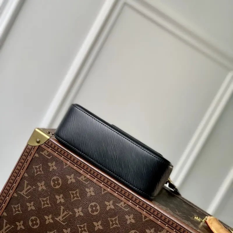 M13099 Black 13.5x6.5x19cm High Quality Bags - Image 4