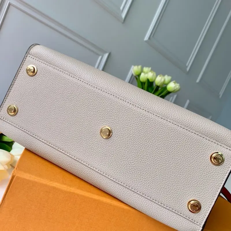 M53826 S3 30.5x24.5x14cm High Quality Bags - Image 4