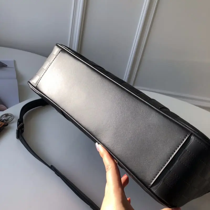 N41269 34x33x9cm High Quality Bags - Image 4