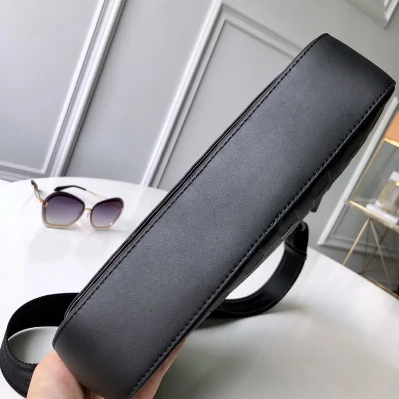 N41286 29x23x6cm High Quality Bags - Image 4