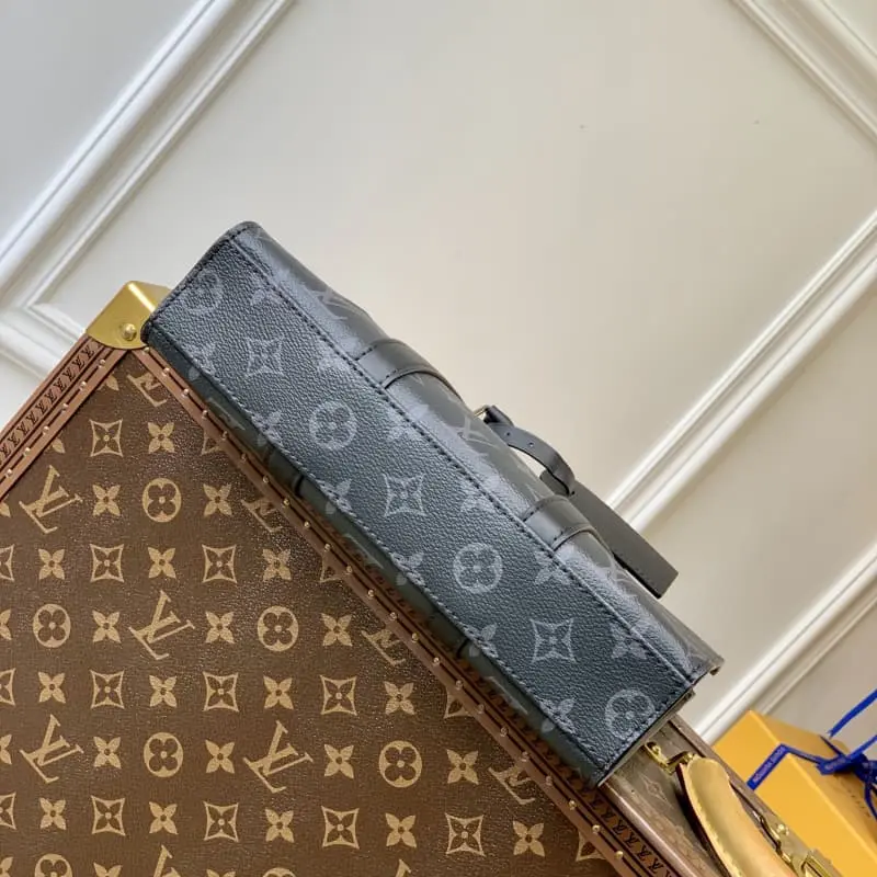 M46098 26x28.5x6cm High Quality Bags - Image 4