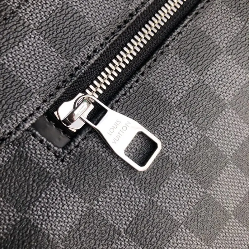 N41500 33x28x8cm High Quality Bags - Image 4