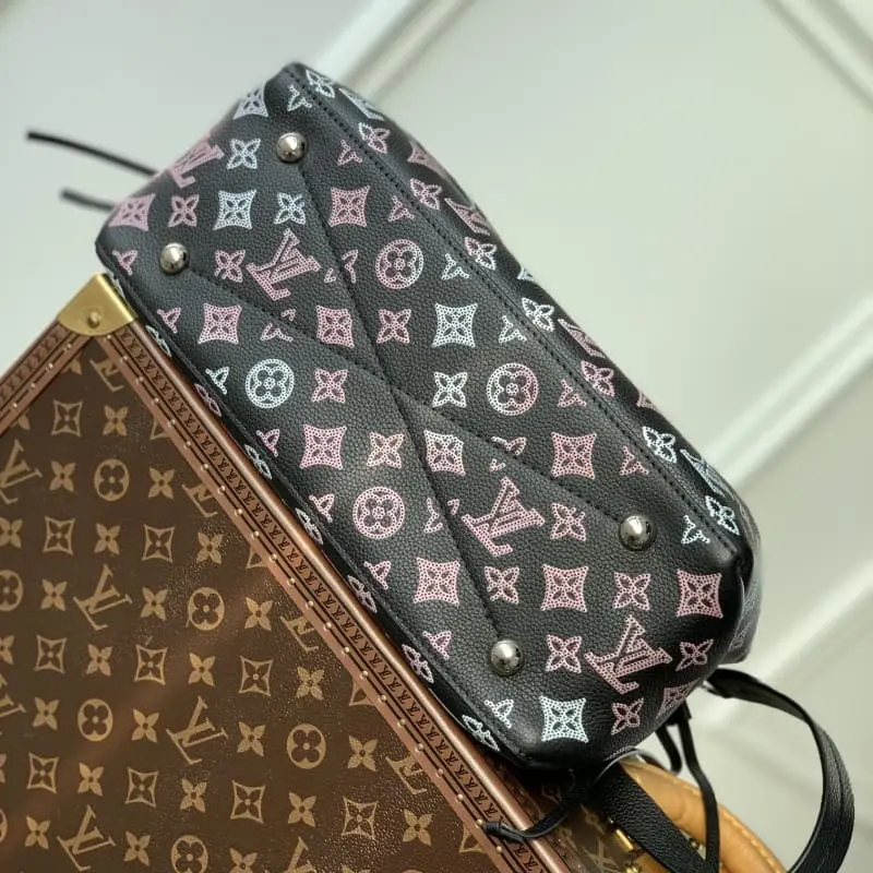 M21107 32x23x13cm High Quality Bags - Image 4