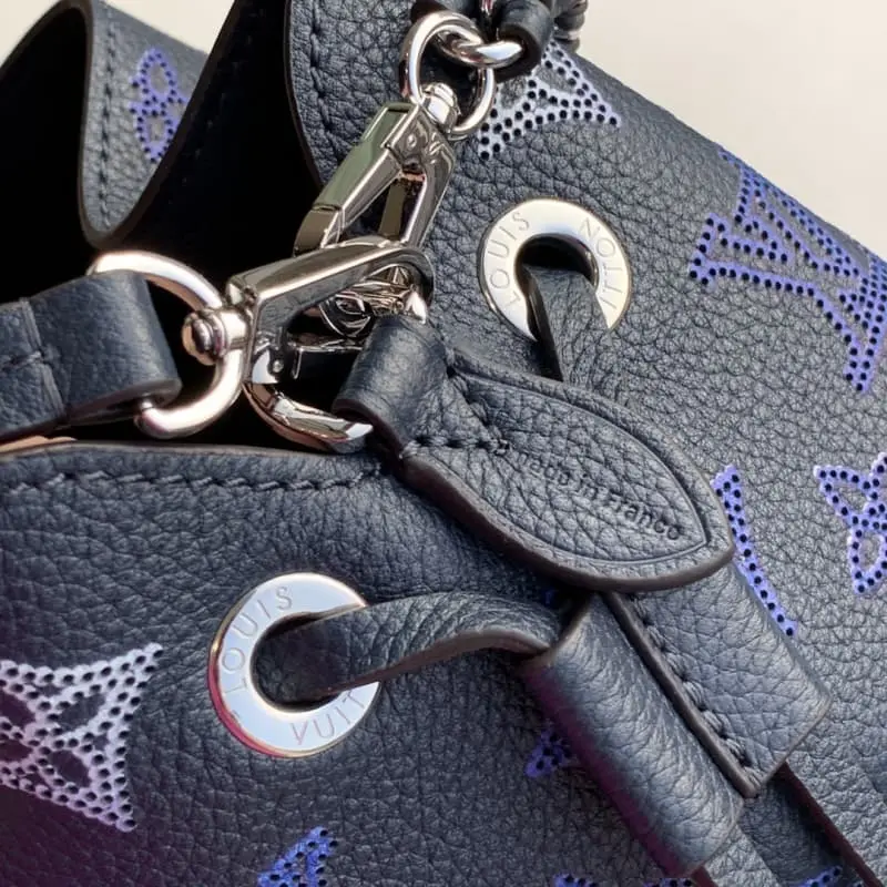 M59552Midnight Blue 19x22x14cm High Quality Bags - Image 6