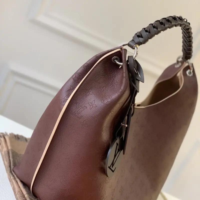 M53188 Brown 35x40x17cm High Quality Bags - Image 3