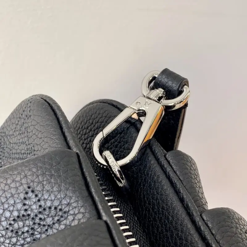 M80093 23x12.5x5cm High Quality Bags - Image 7