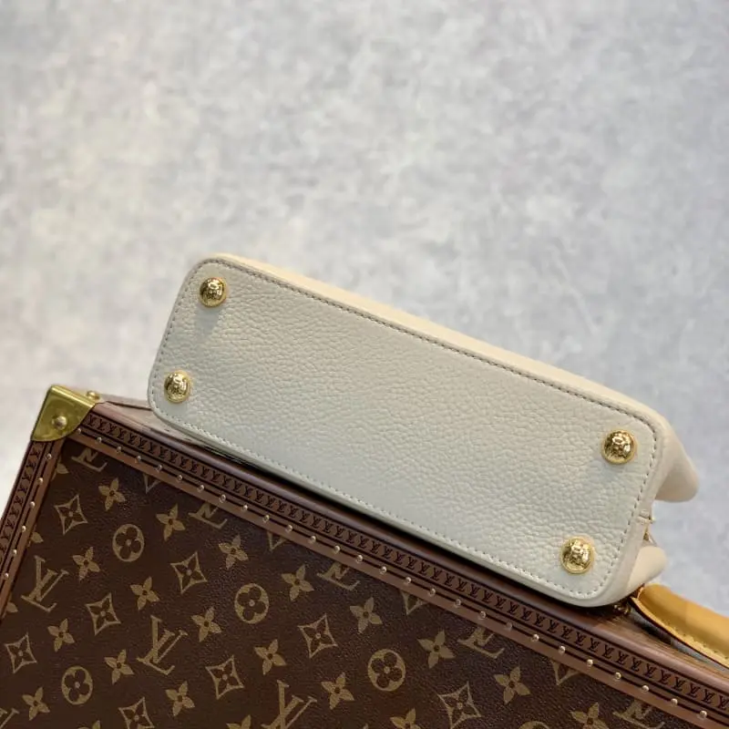 M59883 27x18x9cm High Quality Bags - Image 4