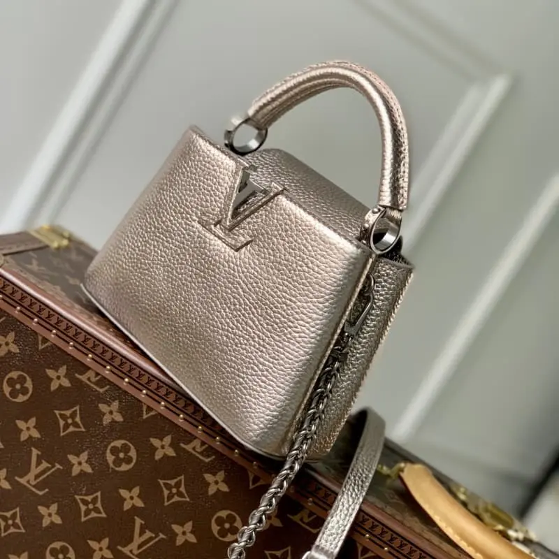 M21102 21*14*8cm High Quality Bags - Image 3