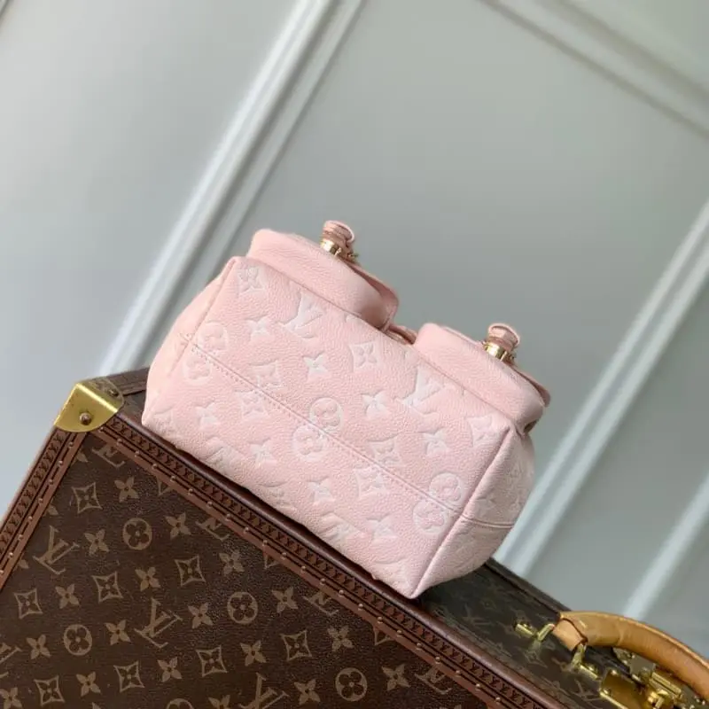 M12987 22x14x20cm High Quality Bags - Image 4