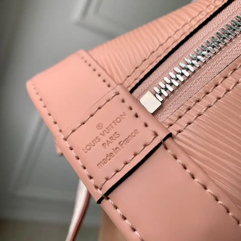 M21682 23.5x17.5x11.5cm High Quality Bags - Image 9