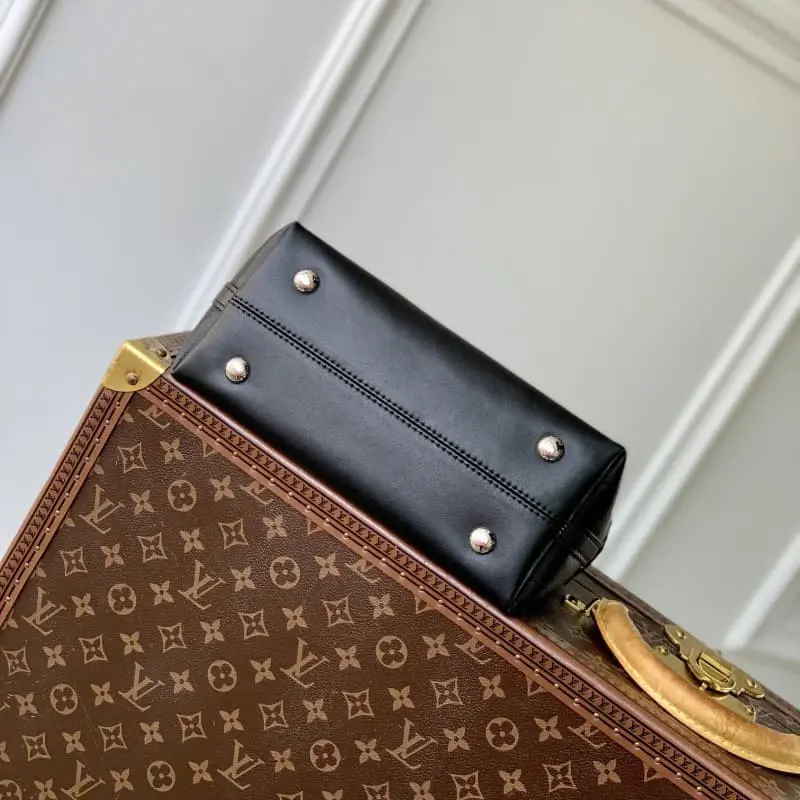 M13014 Black 26x17x10cm High Quality Bags - Image 4