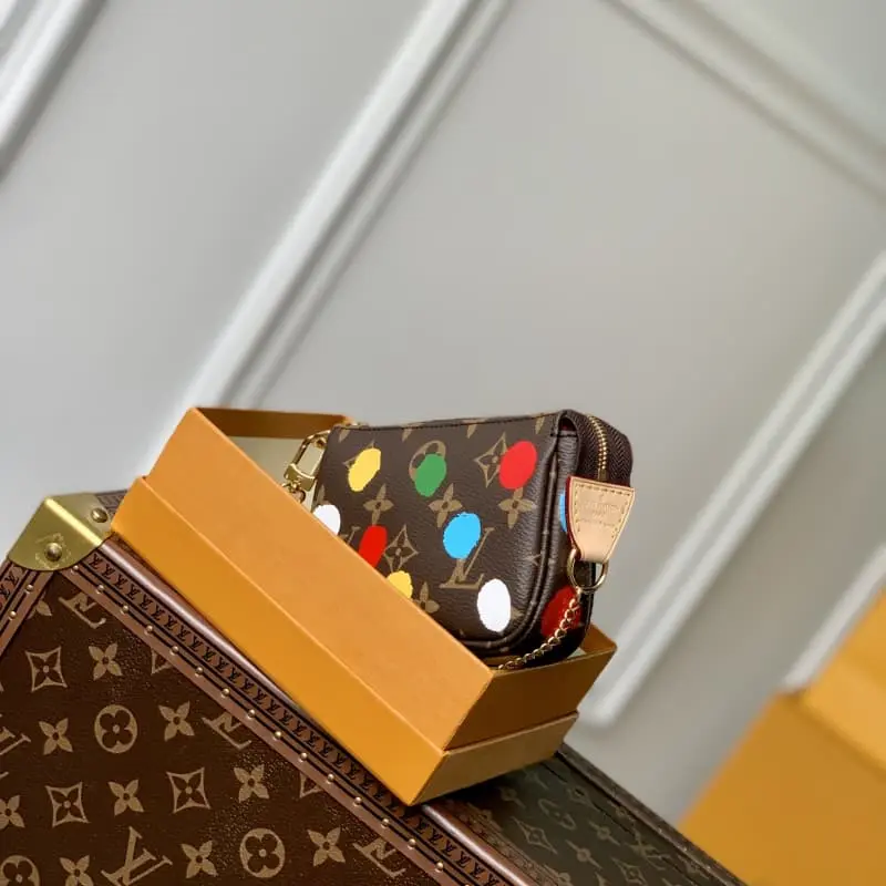 M81866 Silkscreen 14x9x2cm High Quality Bags - Image 4