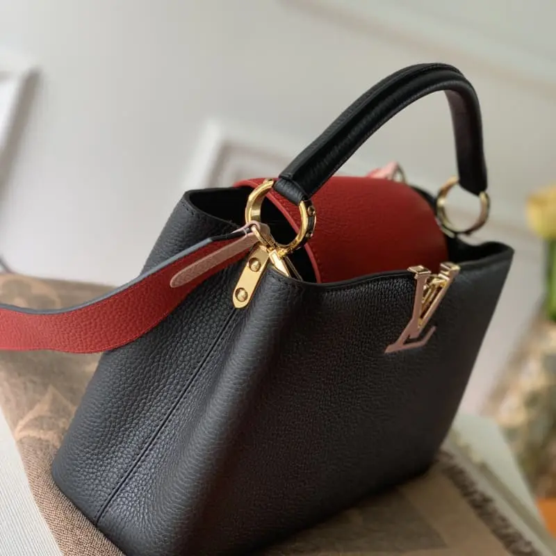 M57518 31.5x20x11cm High Quality Bags - Image 3