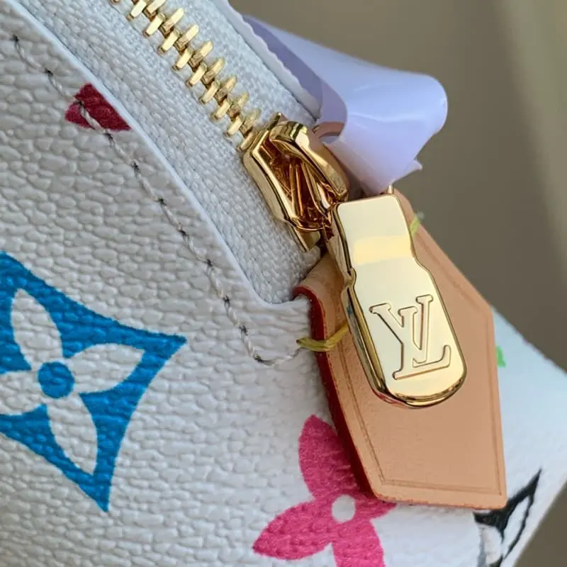 M13744 19x12x6cm High Quality Bags - Image 4