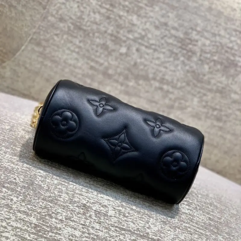 M59800 20x10x10cm High Quality Bags - Image 4