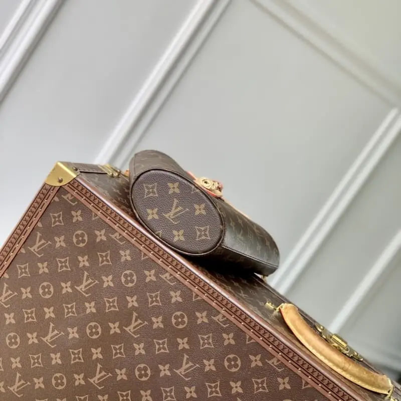 M14680 18x7x12cm High Quality Bags - Image 4