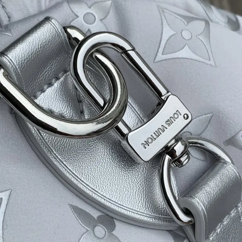 M11848 19x15x25cm High Quality Bags - Image 4