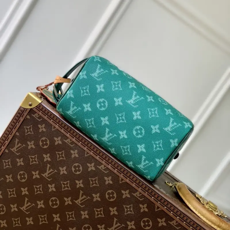 M12688 Green Flower 13x12x23cm High Quality Bags - Image 4