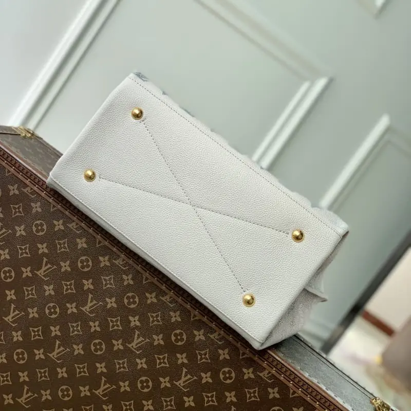 M12093 35x40x17cm High Quality Bags - Image 4