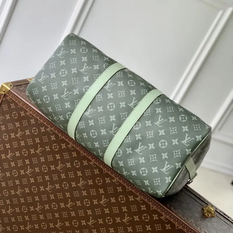 M11718 27x20x45cm High Quality Bags - Image 4