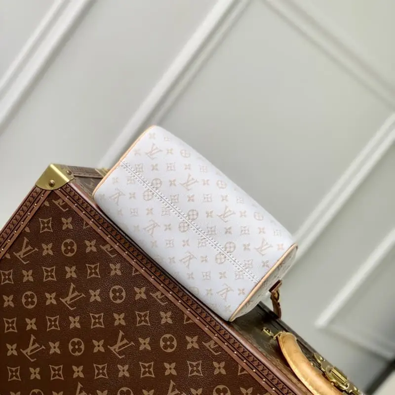 M12747 20.5x13.5x12cm High Quality Bags - Image 4