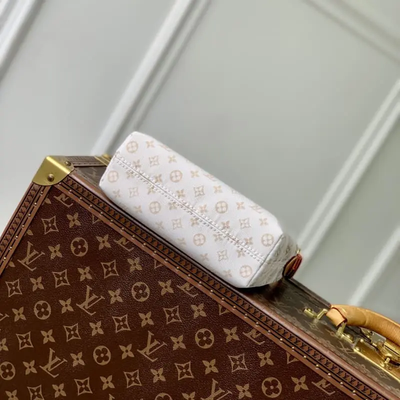 M12433 18.5x11x6.5cm High Quality Bags - Image 4