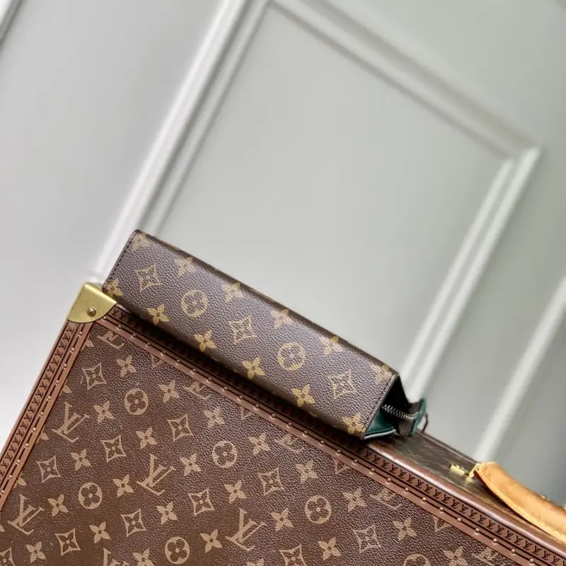 M81124 Green 18.5x11x6.5cm High Quality Bags - Image 4