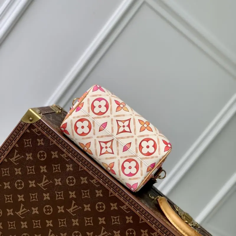 M11209 HH27 20.5x13.5x12cm High Quality Bags - Image 4