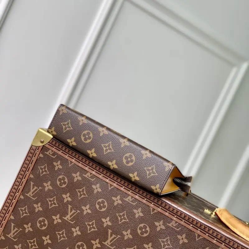 M81124 Yellow 18.5x11x6.5cm High Quality Bags - Image 4