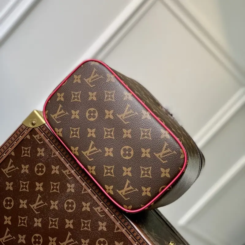 M42265 Rose Red 24x14x17cm High Quality Bags - Image 4