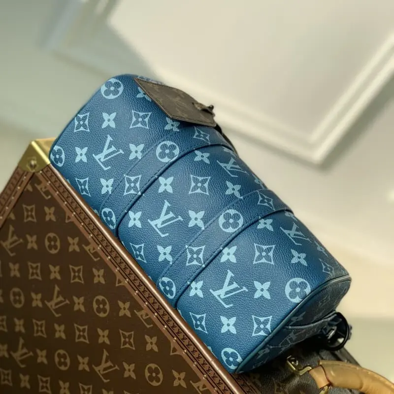 M46803 25x15x11cm High Quality Bags - Image 4