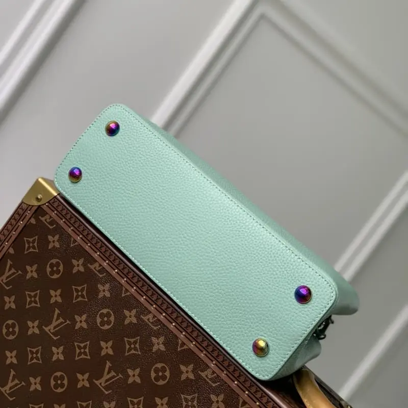 M22055 GreenMedium 31.5x20x11cm High Quality Bags - Image 4