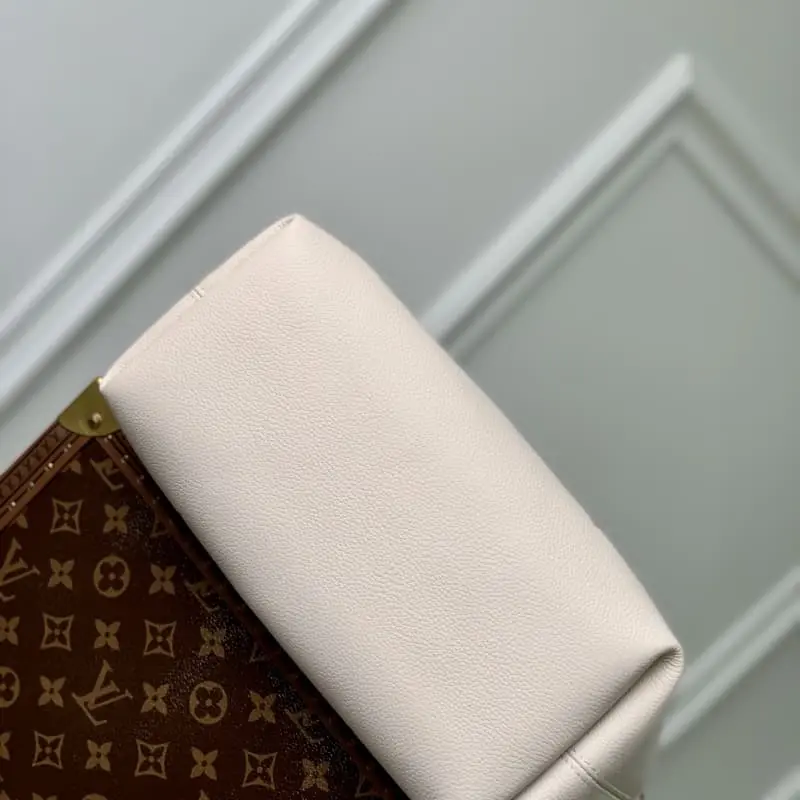 M46545 Beige Silk Screen 28x20x11.5cm High Quality Bags - Image 4