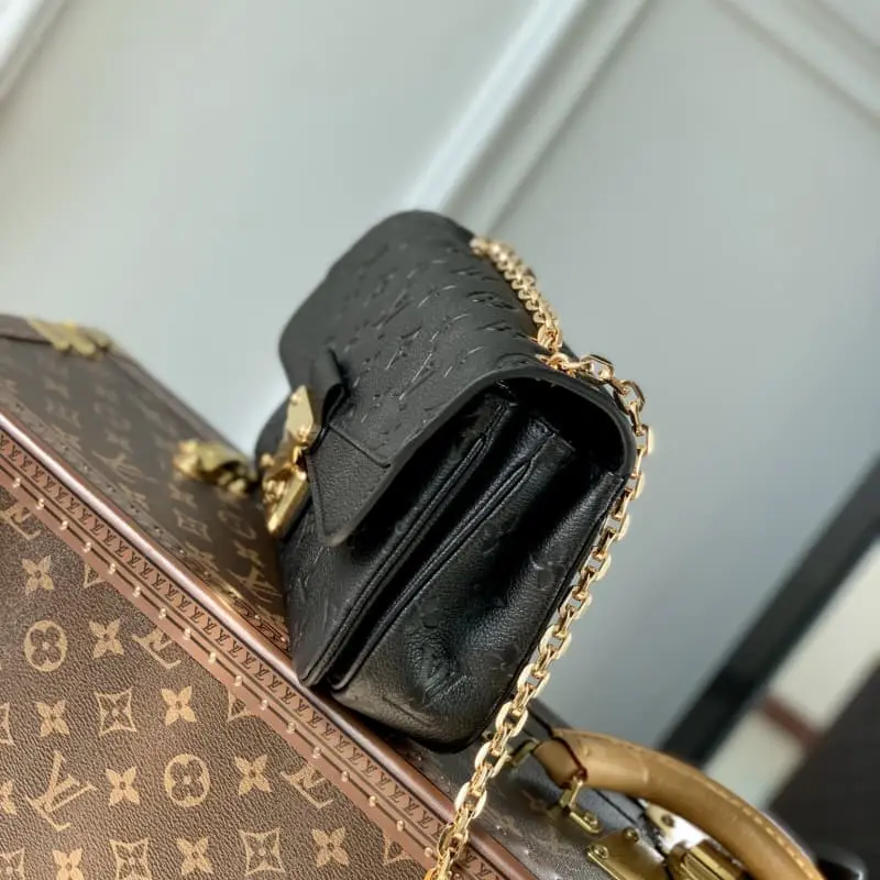 M46200 S2 24.5x15x6.5cm High Quality Bags - Image 4