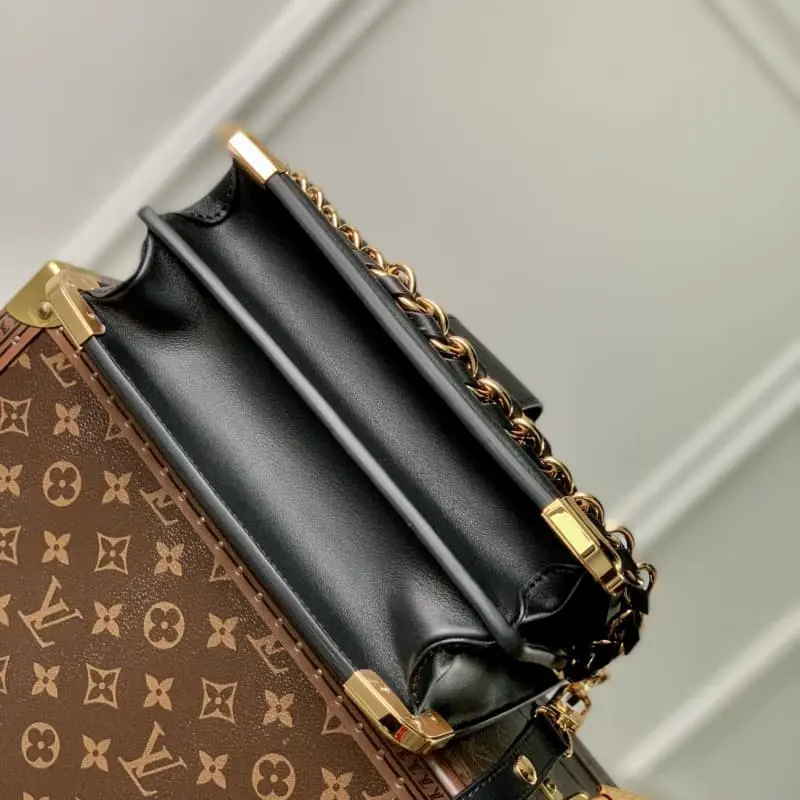 M22276 25x17x10.5cm High Quality Bags - Image 4